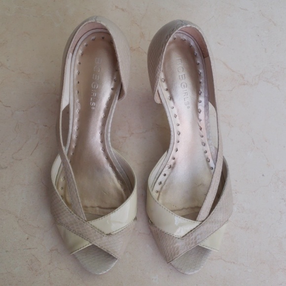 Vintage Style Cream Two-tone Heels - Picture 1 of 4